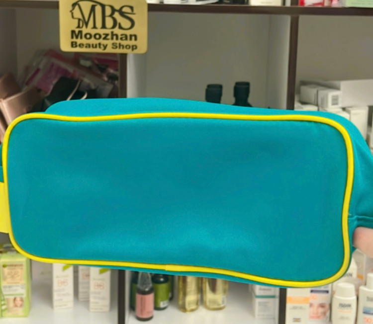 کیف آرایشی اورجینال کلینیک