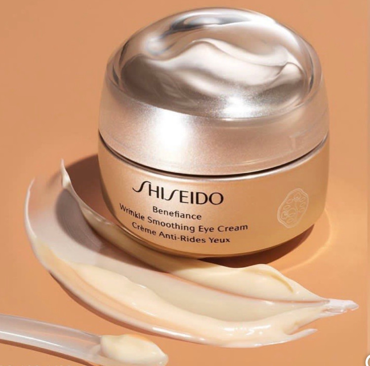 کرم دور چشم شیسیدو با تکنولوژی ReNeUre + و فرمولاسیون آبرسان عمیق